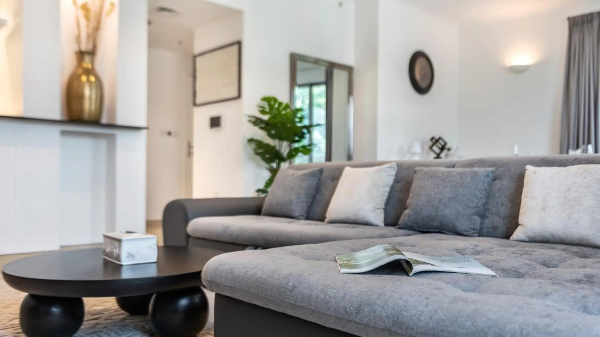 Elegant 1-Bedroom Apartment With Burj Khalifa View Dubai 0*,  United Arab Emirates