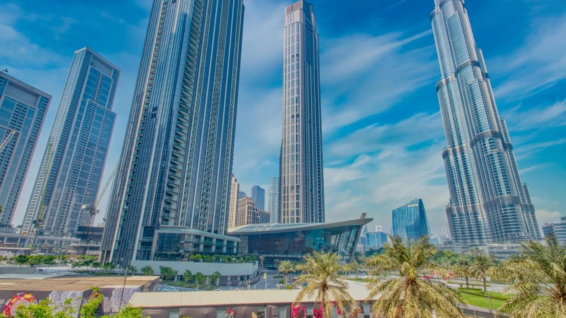 Elegant 1-Bedroom Apartment With Burj Khalifa View Dubai