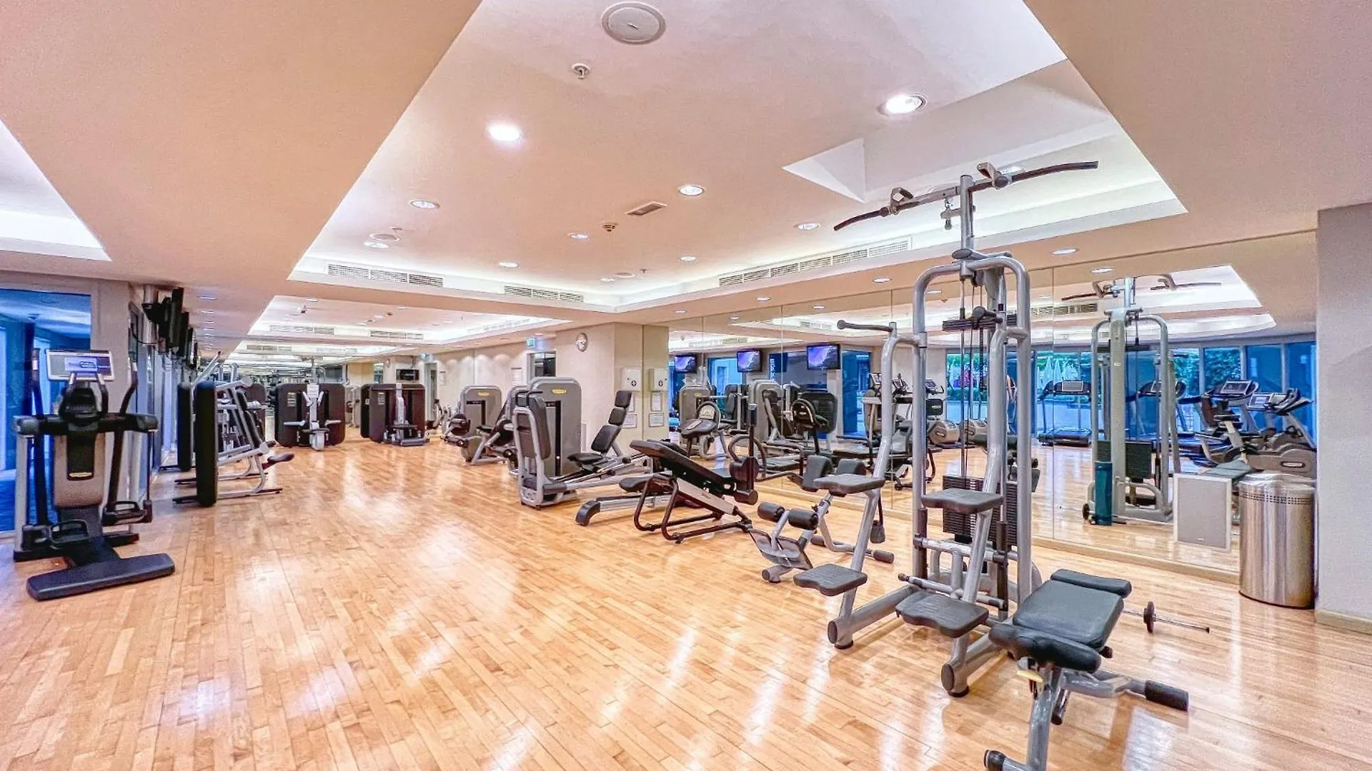 Elegant 1-Bedroom Apartment With Burj Khalifa View Dubai