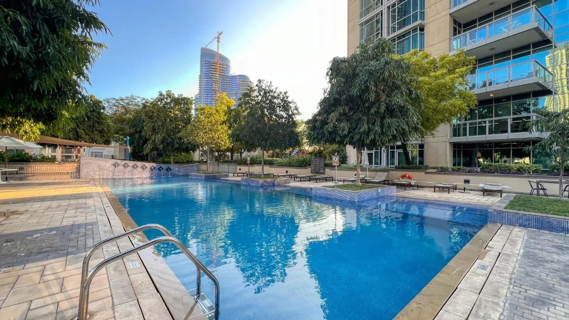 Elegant 1-Bedroom Apartment With Burj Khalifa View Dubai